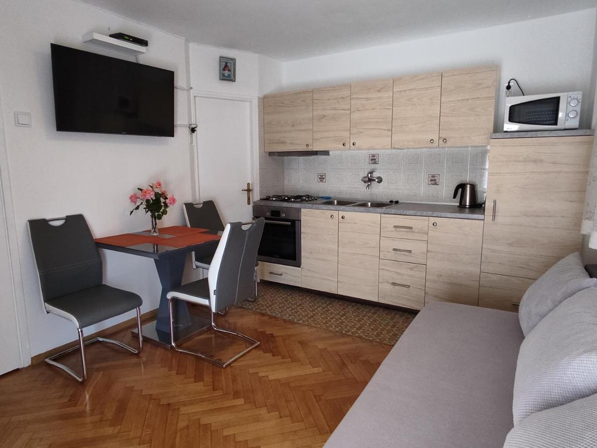 Apartment Marija 우마그 외부 사진